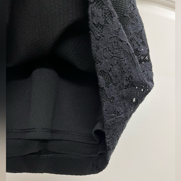 Banana Republic Sleeveless Top with Lace Inset and Exposed Zipper - Picture 10 of 10